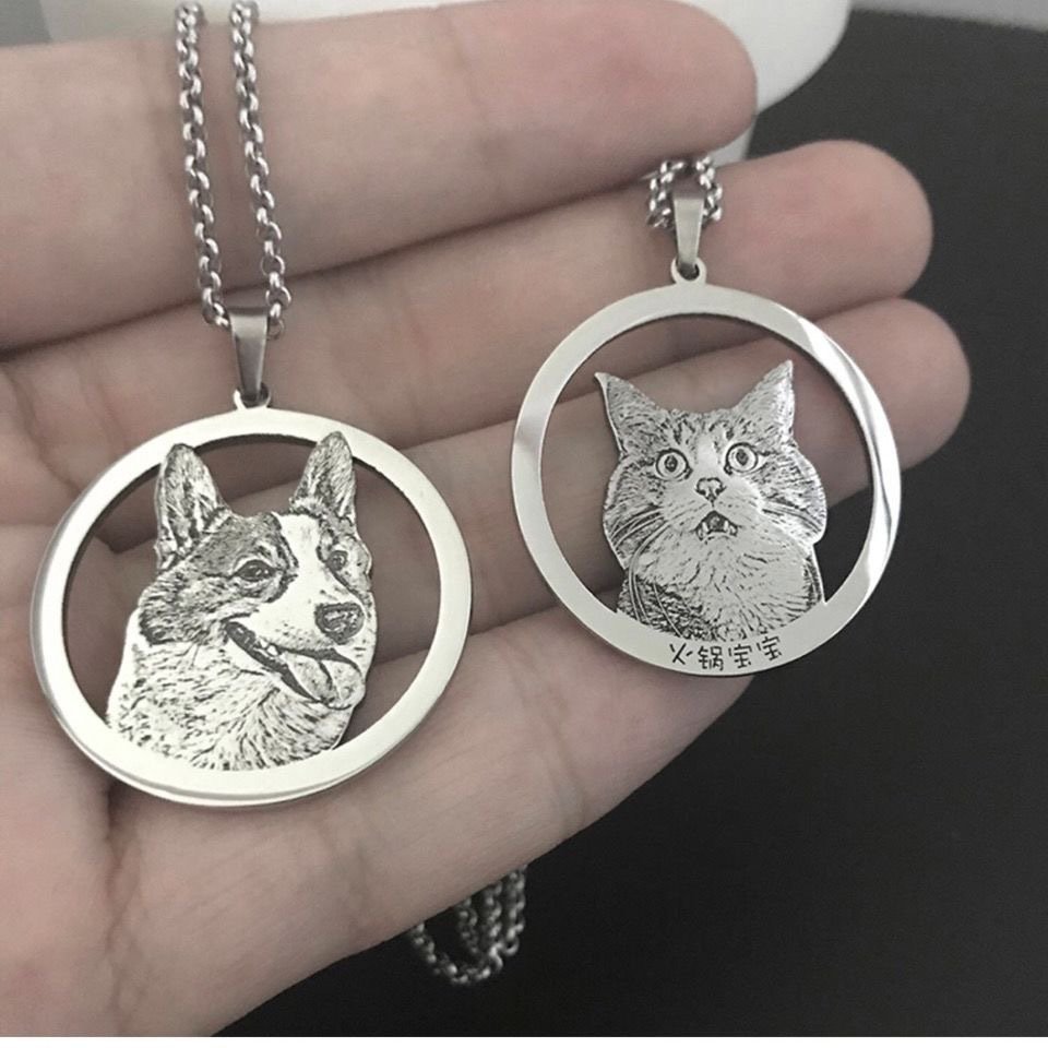 Pet Memorial Necklace, Custom Photo Engraved Round...